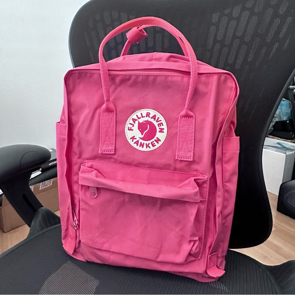 Fjallraven Classic Kanken Backpack in Flamingo Pink